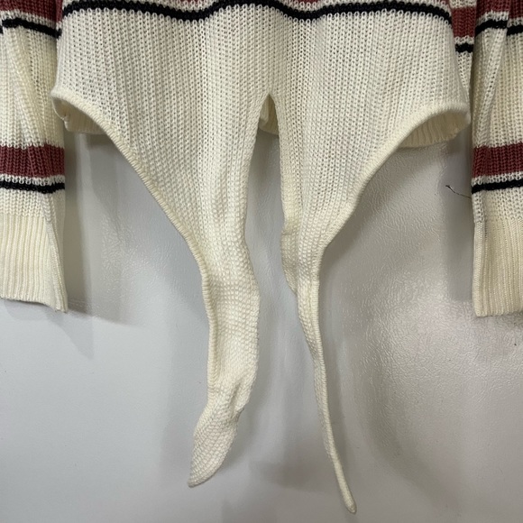 - HIPPIE ROSE Stripped Knit Crop Sweter Sz L - Picture 3 of 5
